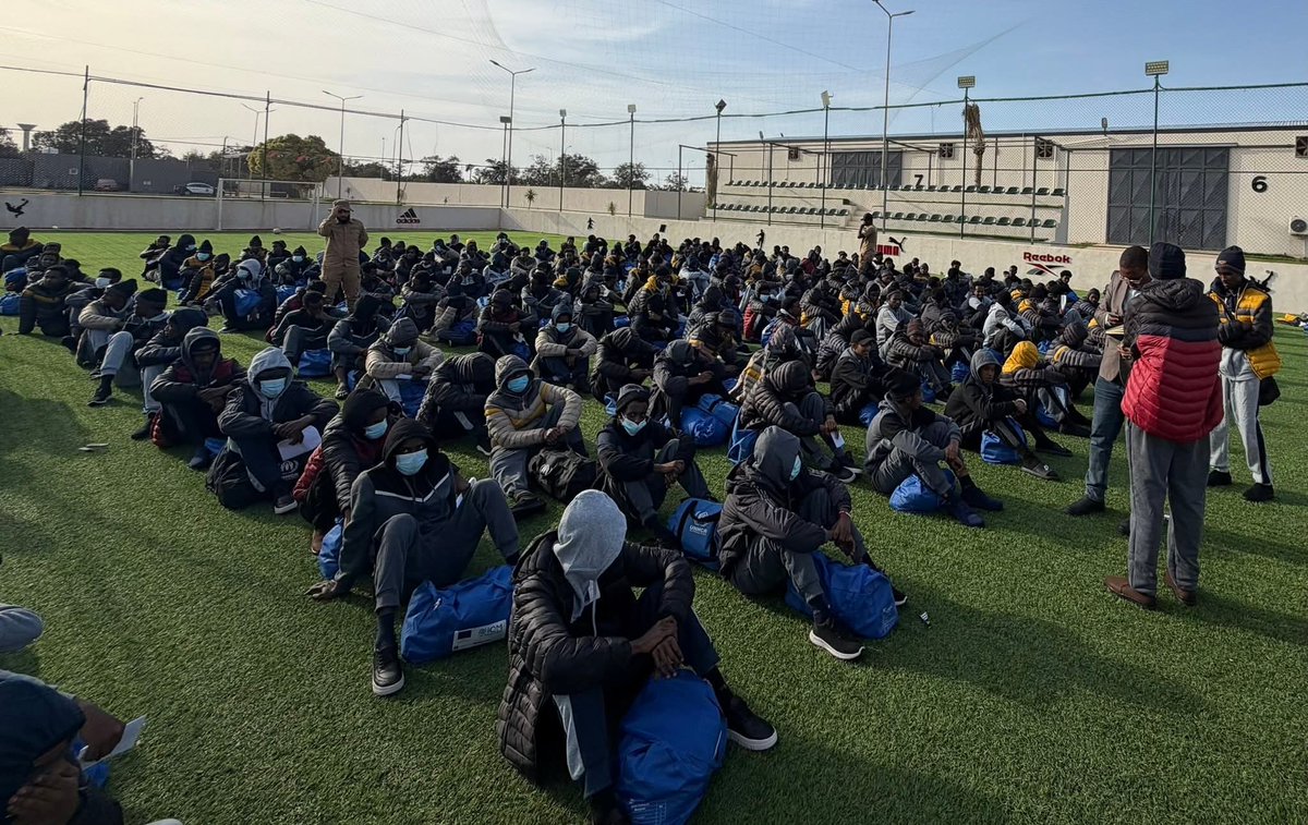 rgowans's tweet image. #Libya 23.04.26 - DCIM repatriated from East Tripoli Immigration Detention Center 174 #migrants of Somali nationality via Mitiga International Airport in Tripoli. #migrantcrisis #DontTakeToTheSea #seenotrettung #Frontex