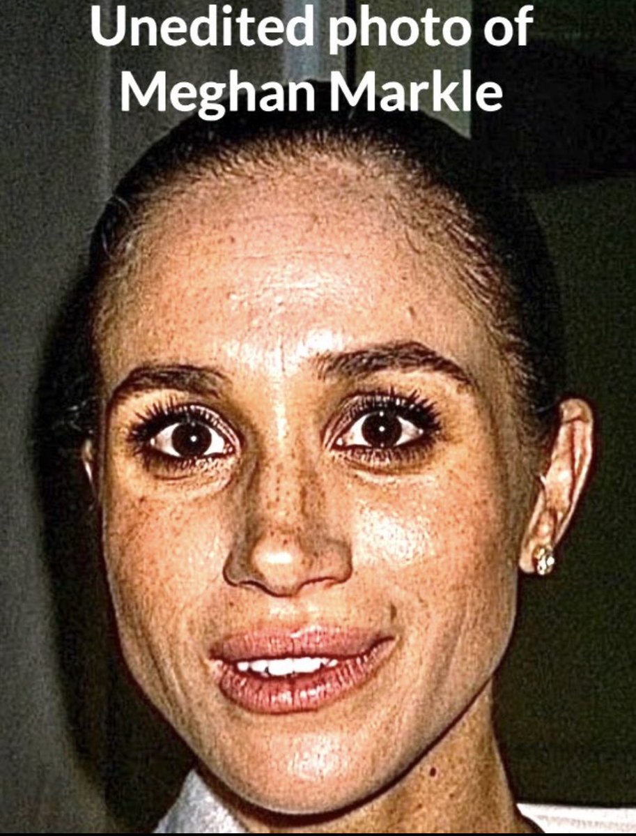 milkbone71's tweet image. She was never IN FASHION…in any sense of the word.  Gtfoh with this nonsense.   #blacklisted #welldeserved #moretocome