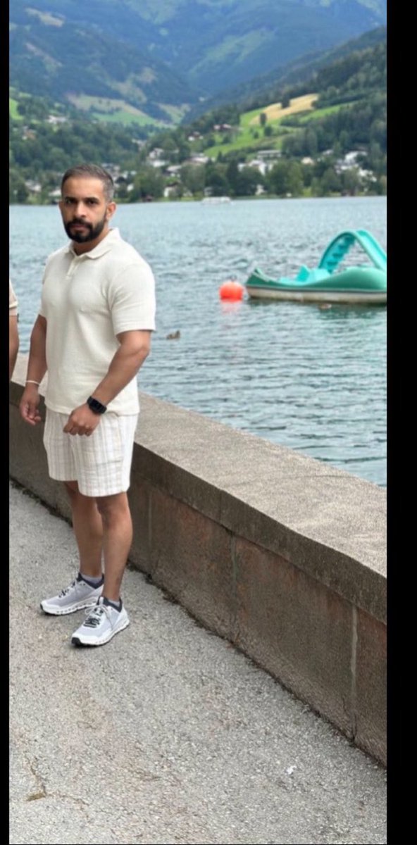 منــار tweet media