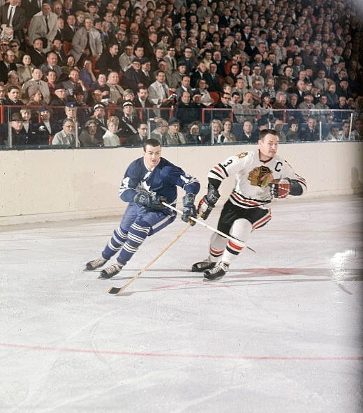SayItIsSoJoe's tweet image. Dave Keon, Pierre Pilote and the impeccably dressed fans at Maple Leaf Gardens. #Leafs #Blackhawks #NHL
📸: James Drake