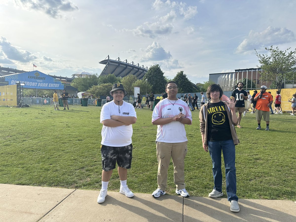 Stay_Plugged_In's tweet image. We had an amazing weekend with the Players League &amp;amp; Indiana Cybersecurity &amp;amp; Esports League finals. 

Be on the lookout for our upcoming live stream schedule, where you can see all the magic for yourself.

#PlayersLeague #Indiana #ICEL #Esports #Stem #CTE #nfldraft