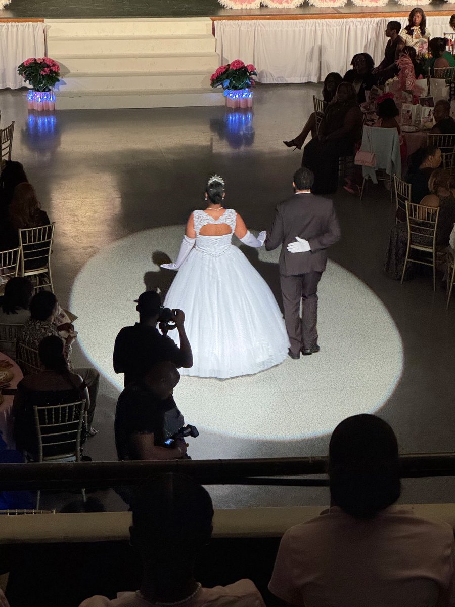 TAI BOWEN ♡ tweet media