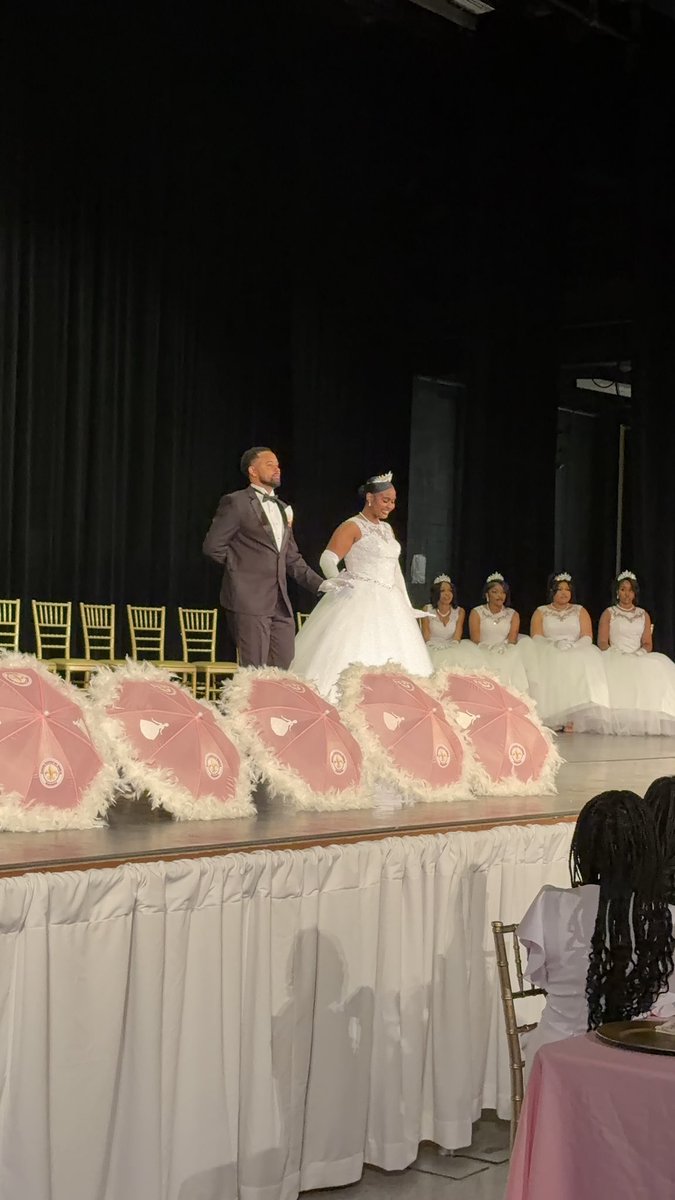 TAI BOWEN ♡ tweet media