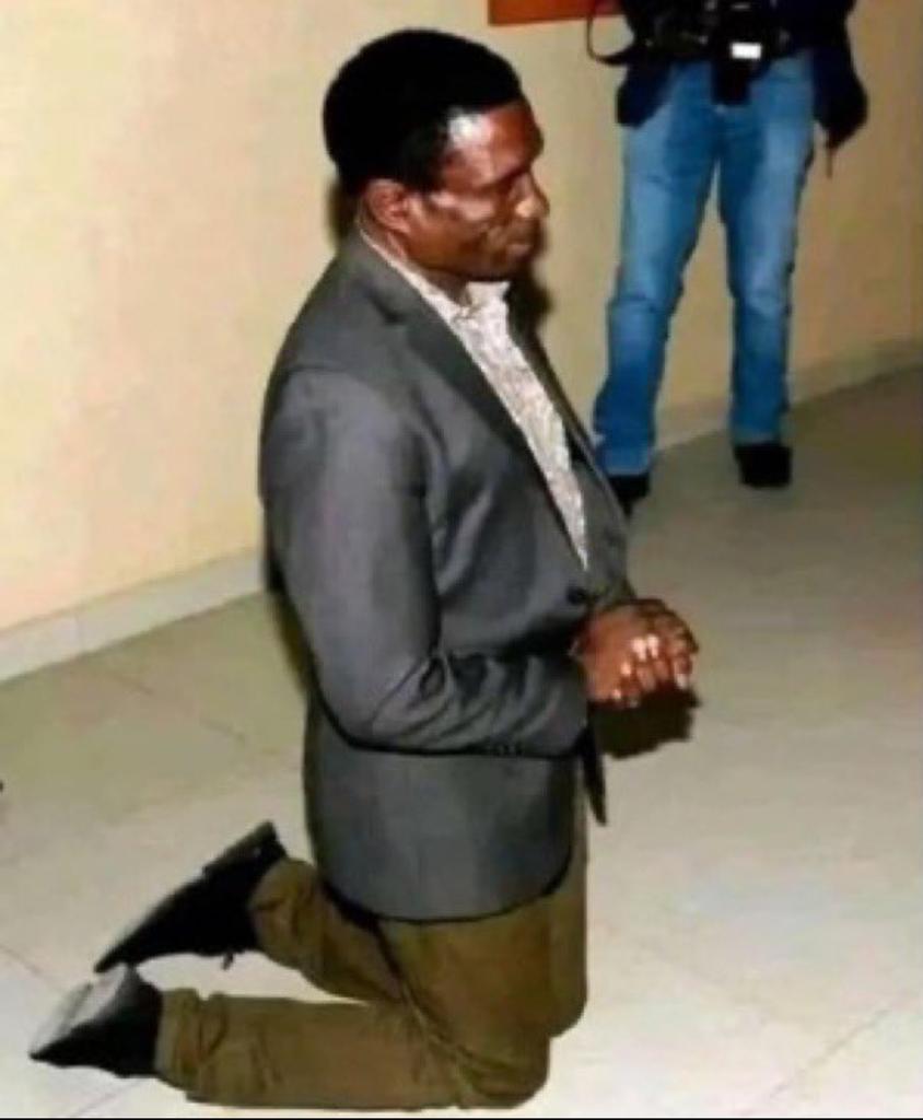 EHI 🐐 tweet media