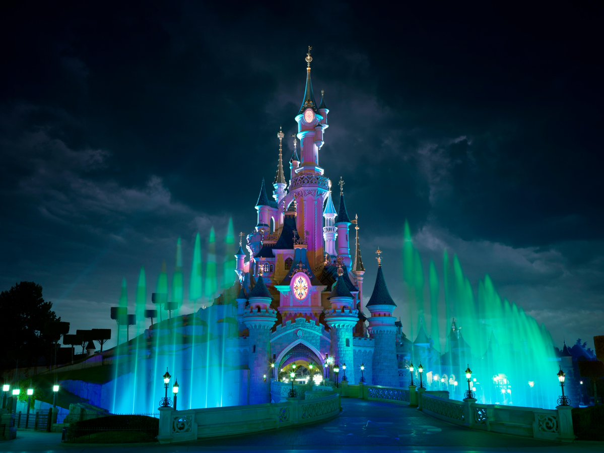 Disney Parks tweet media