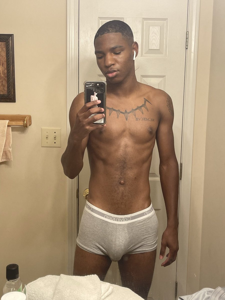 𝐦𝐚𝐬🦅 tweet media