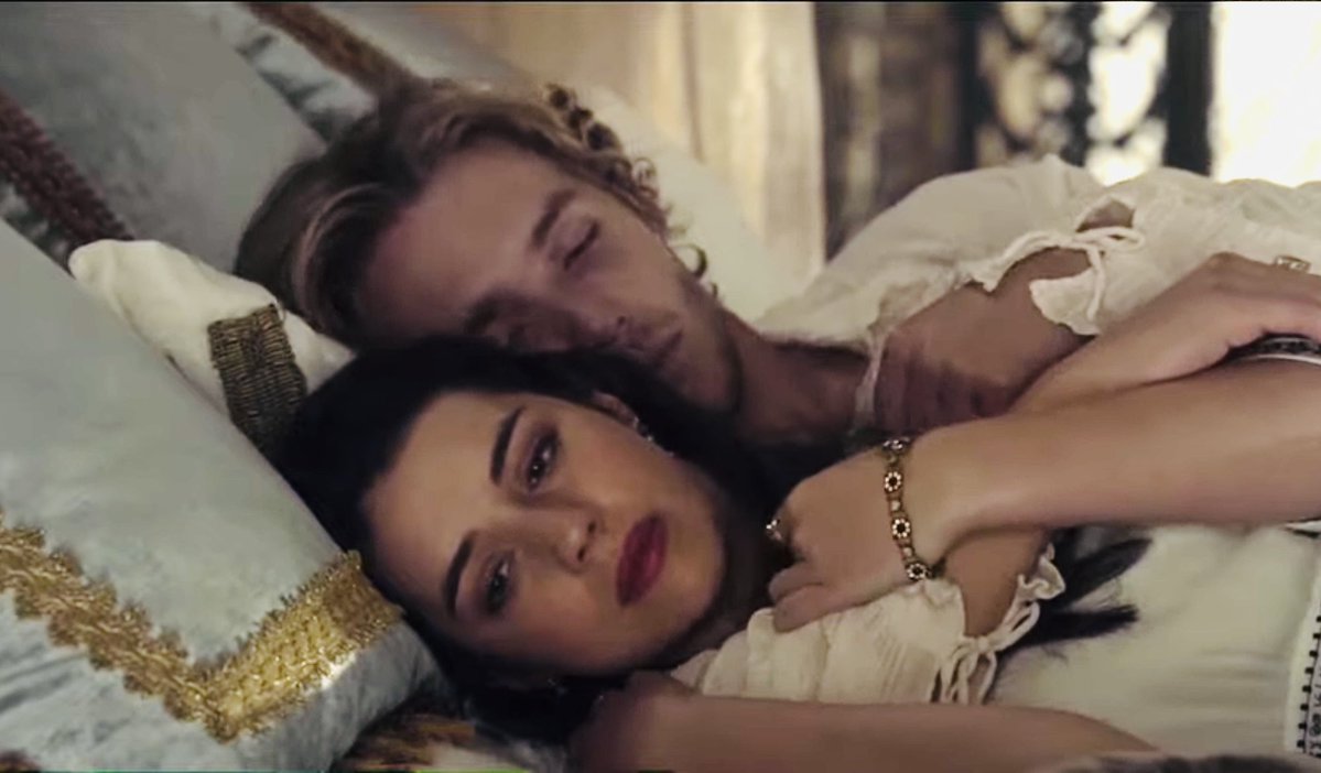 artworld03's tweet image. This is L🩷VE
Seeking comfort with each other 💕
#adelaidekane #tobyregbo #reign