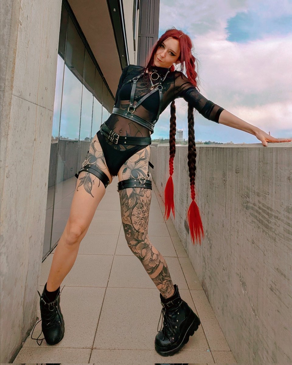 Red Raven 🌹 tweet media