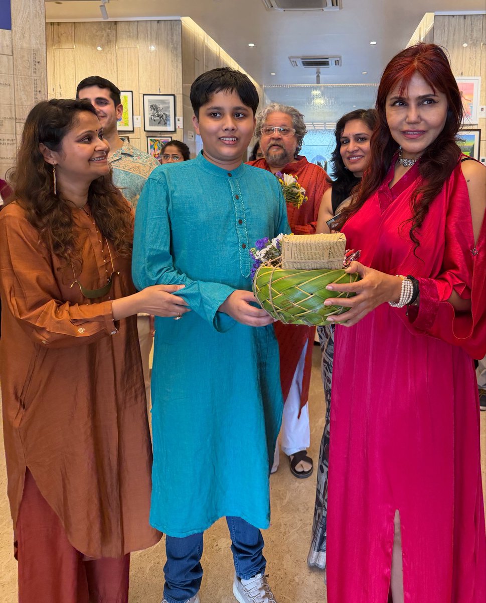 nishjamvwal's tweet image. Was honoured to be #GuestOfHonor at a showcase celebrating #Neurodiverse #Artists, alongside three friends I admire - iconic #filmmaker of #taarezameenpar 

An evening that quietly challenged the way we look at art — and perhaps at ourselves.