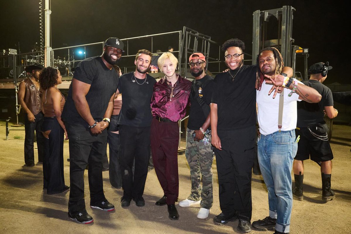 태민백업봇 𝙗𝙤𝙩 : tweet media