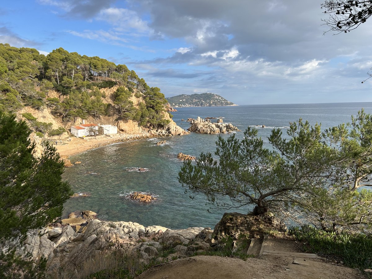 Tabe_24's tweet image. ほんとにほんとに絶景なので一度生で見てほしい。

#costabrava