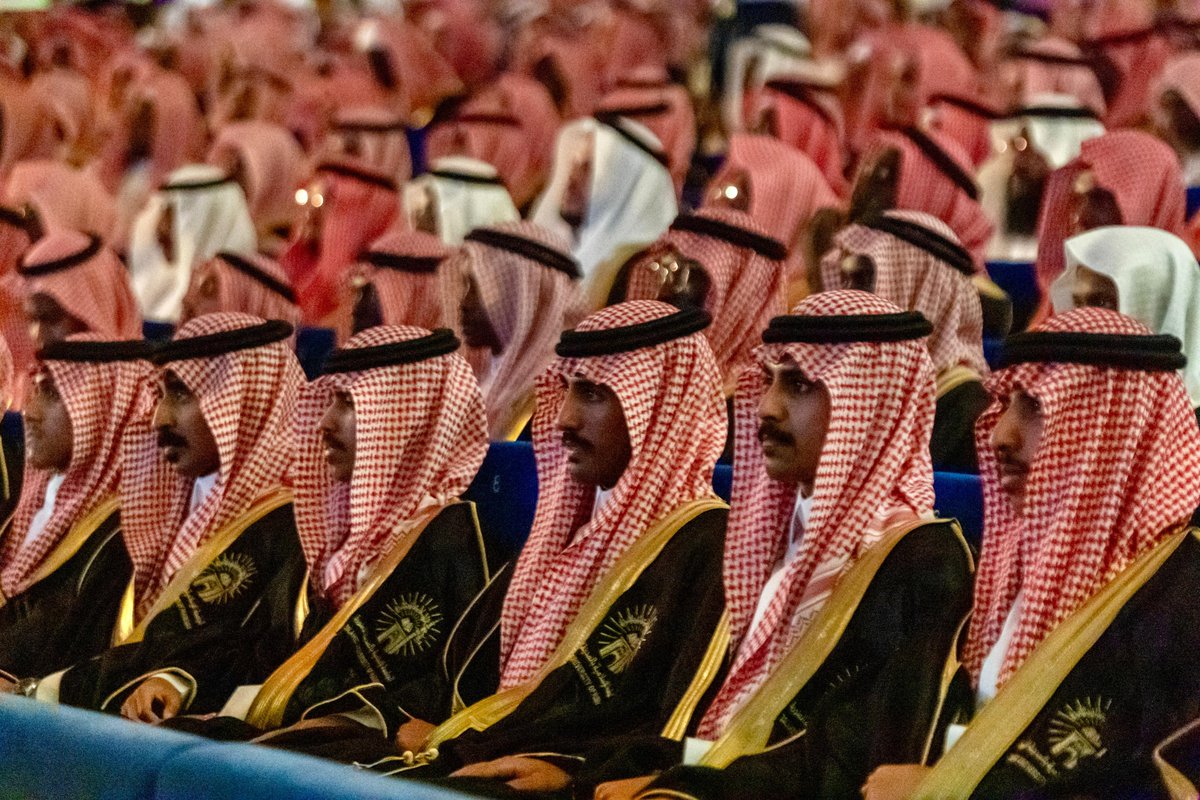 imarat_almadina's tweet photo. مشاهد من حفل تخريج الدفعة الـ 62 من طلاب #الجامعة_الإسلامية في #المدينة_المنورة. https://t.co/Wf19zZXojr
