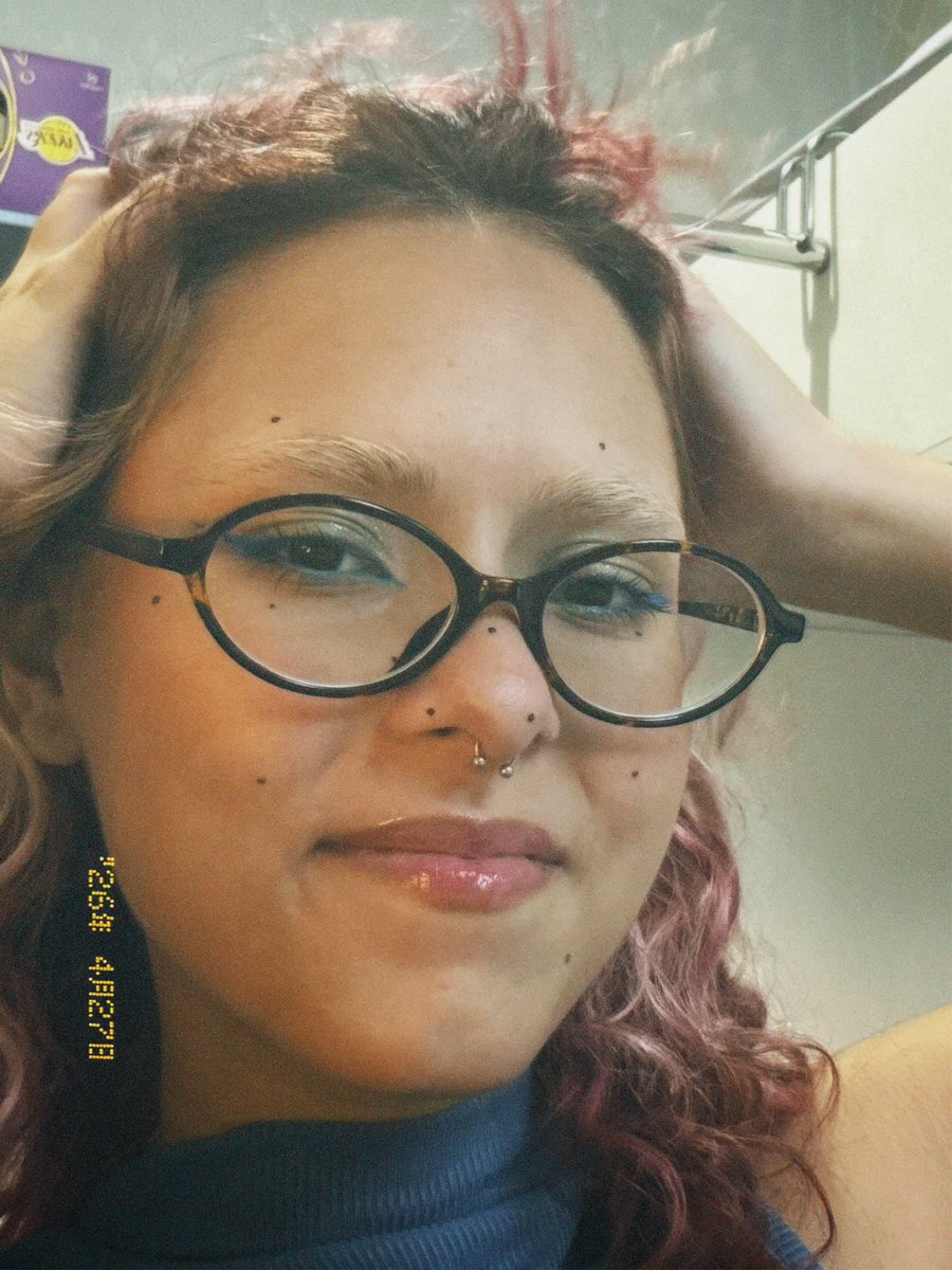 bonnie ⚢ tweet media