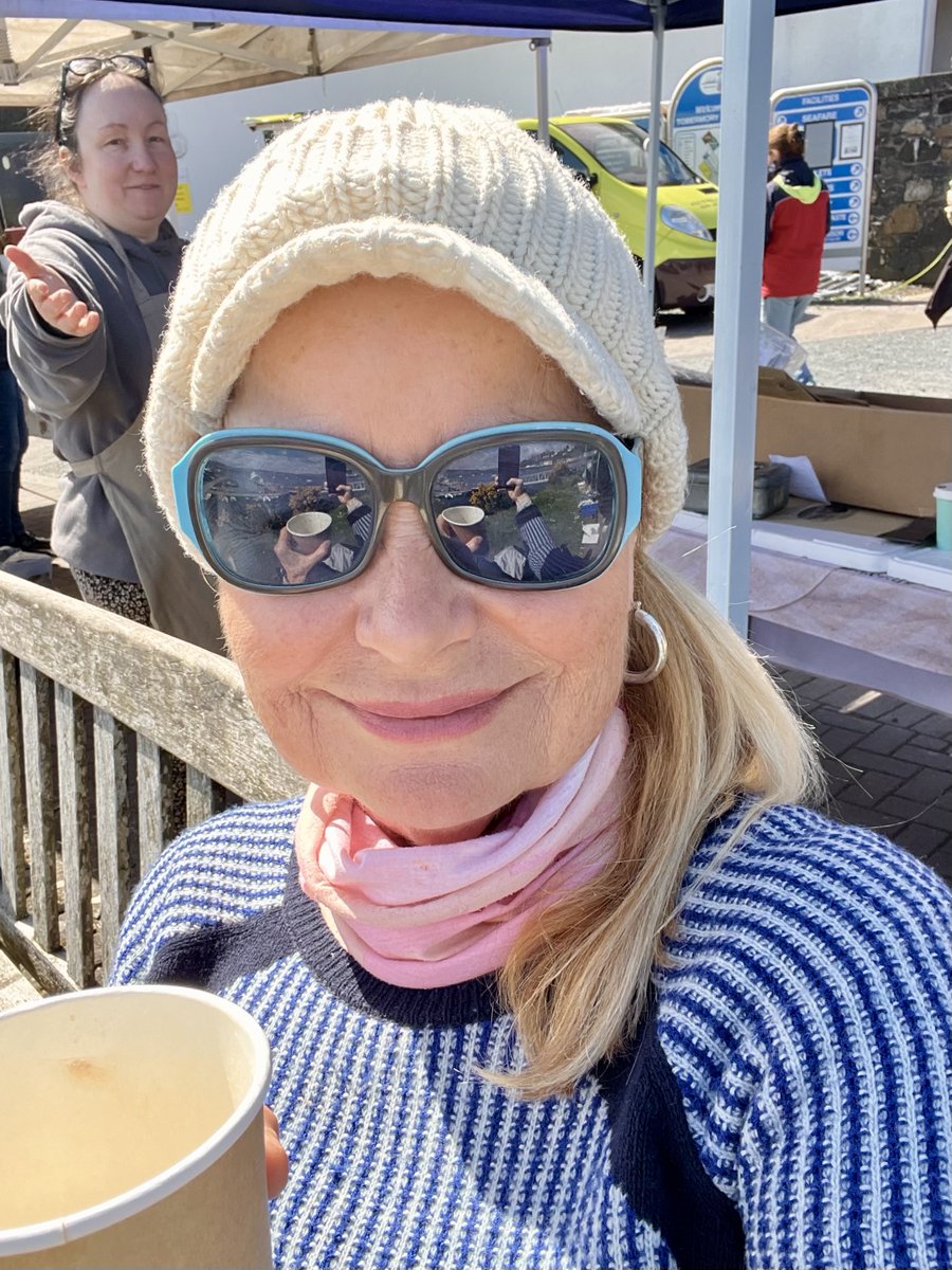 Siân Lloyd tweet media