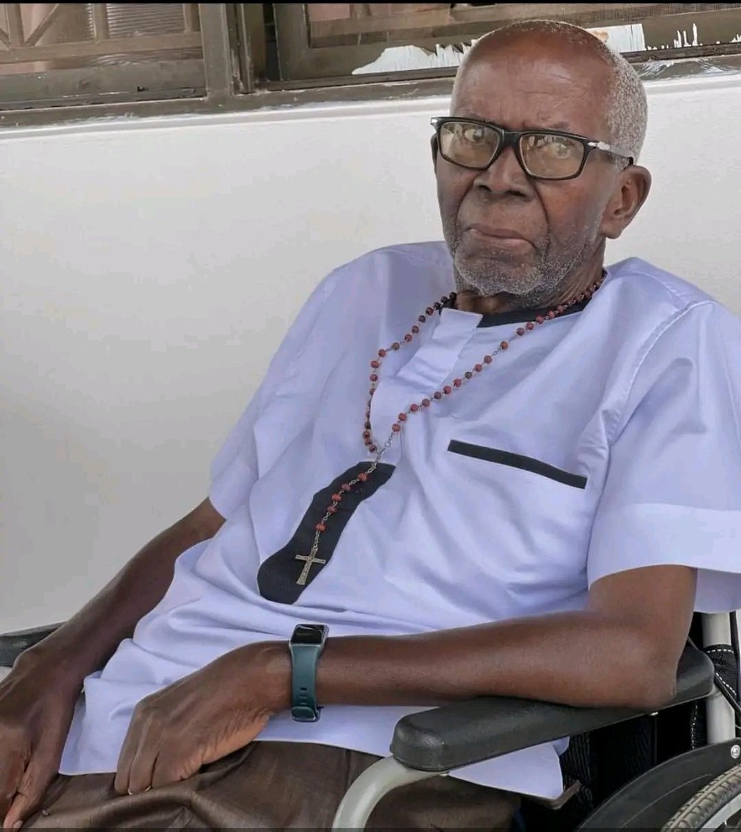 DioceseOfKasese's tweet photo. REQUIESCAT IN PACE MZEE BRUNO JOSEPH BWAMBALE.  RIP.
Requiem Mass will be live on YouTube tomorrow at 2pm at Uganda Martyrs Basilica Namugongo.  Link: https://t.co/rqzPeteaql
Subscribe and click the notification button. #RipBrunoBwamabale #Dok https://t.co/yHvZhr8Feh