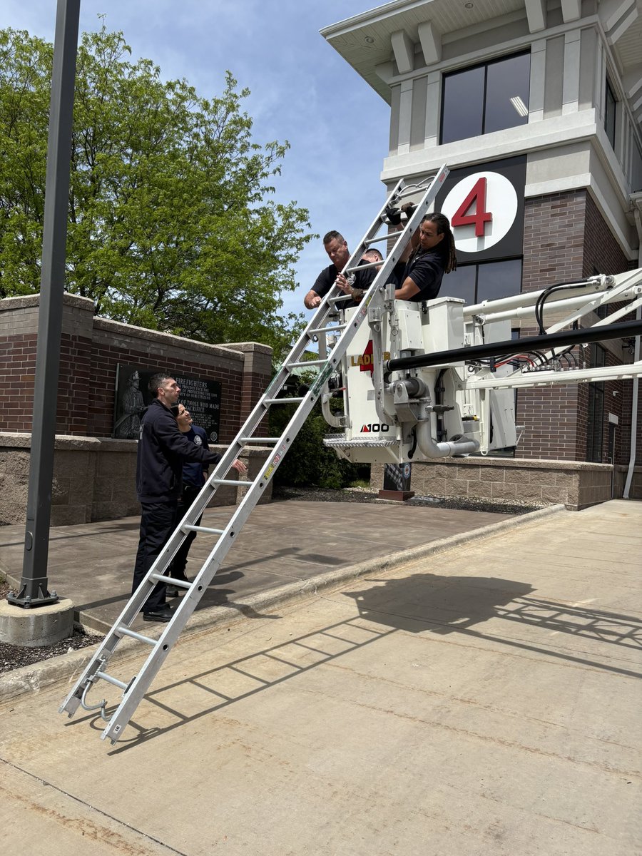 Akron Firefighters Association L330🚒🚑🇺🇸 tweet media