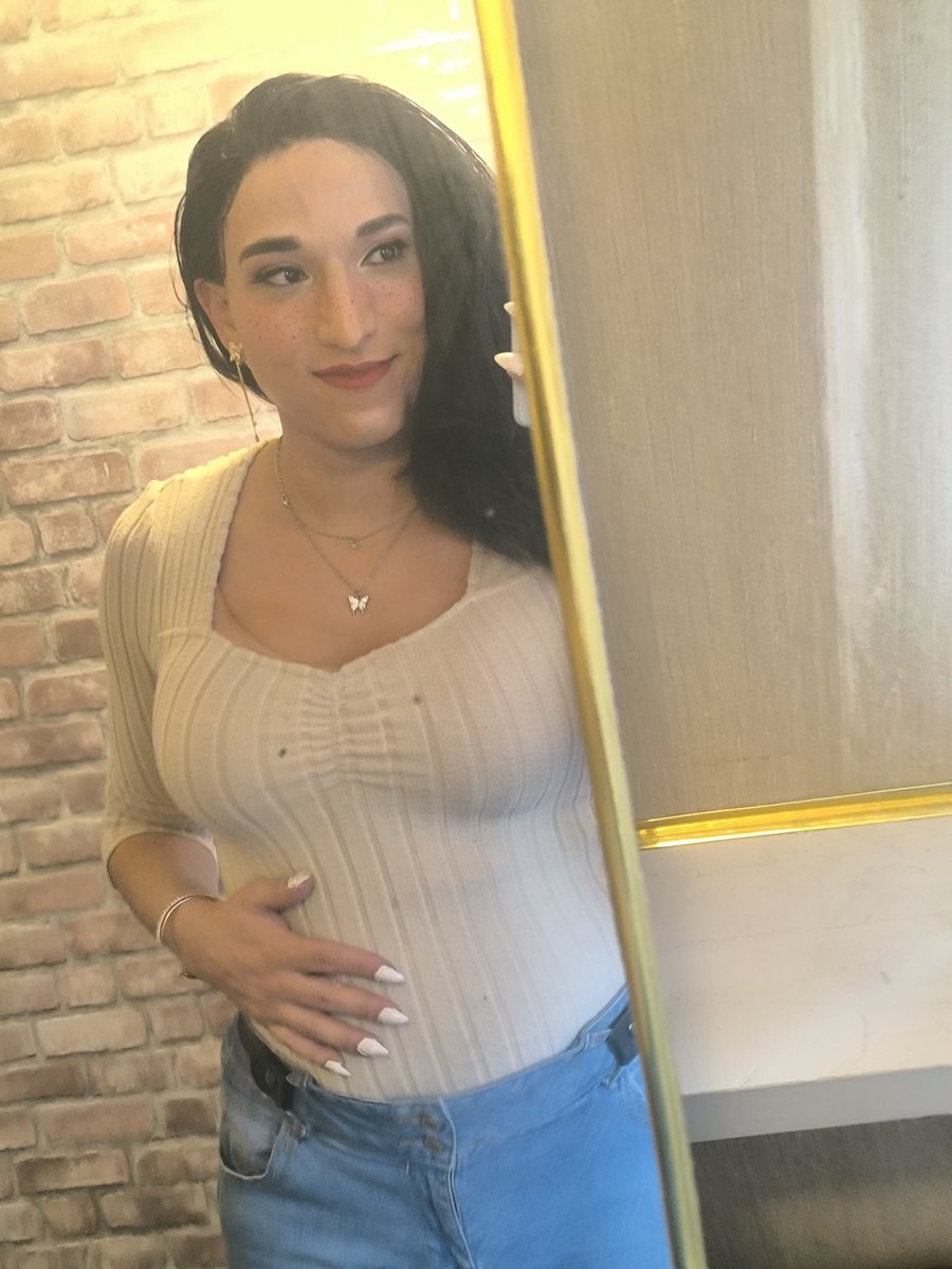 Mandy Nova tweet media
