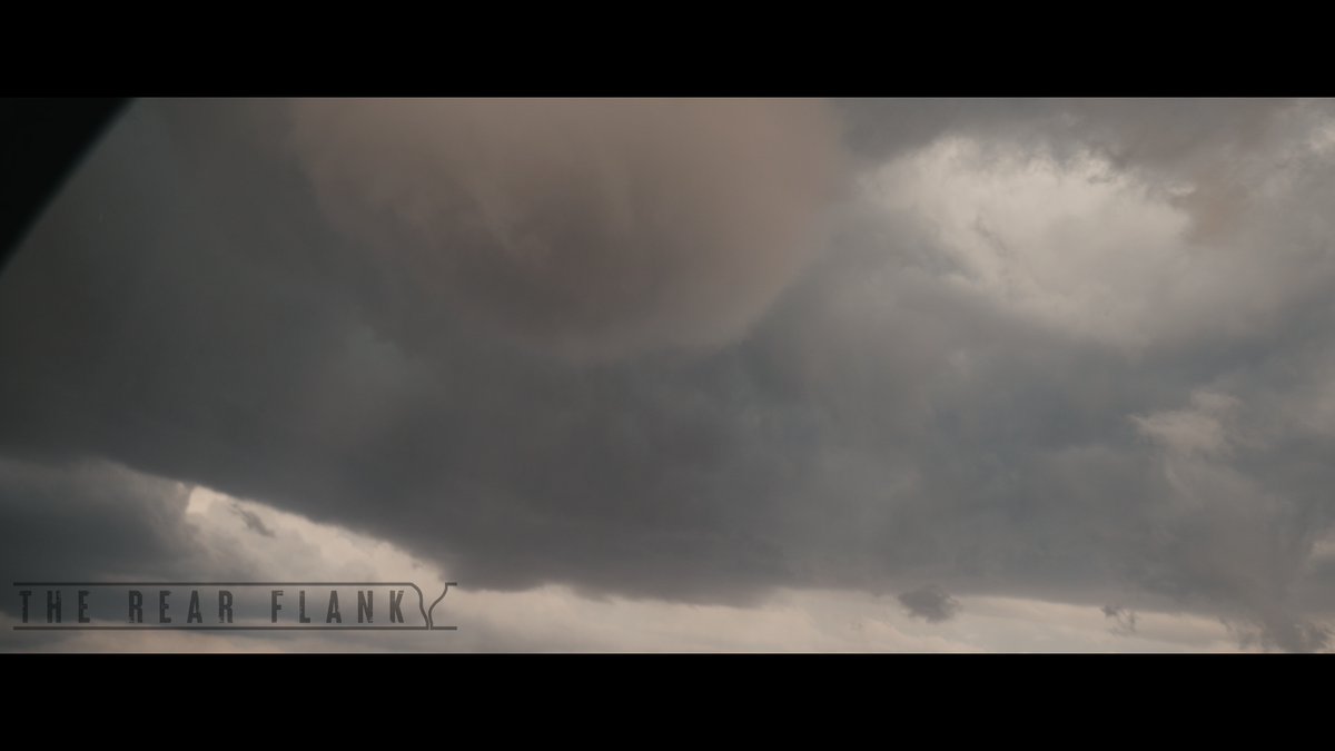 CRyanMauk's tweet image. #POV: Stills from the 24th Docuseries Film, Looking up at a cone funnel that just lifted after it came within 400 yards of me, LOUD audible roar, and at its birth even closer range to an amazing multivoirtex display. Amazing chase! Absolute #Cinema. Watch "The Rear Flank", Ep.