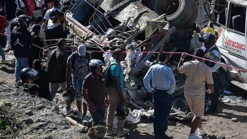 Expresamos sentidas condolencias al Gobierno y pueblo de #Colombia ante las víctimas y daños provocados por el ataque con una bomba en la Vía Panamericana, en el Departamento del Cauca.

Reiteramos nuestro compromiso irrenunciable con la defensa de la paz.