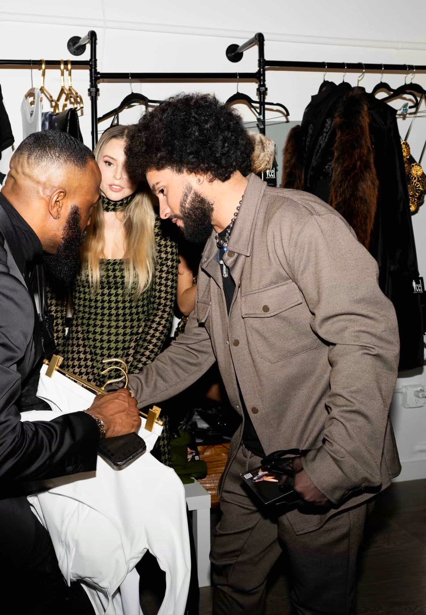 kevyrome33's tweet image. Life of a Fashion boy 🫶🏽 #nyfw