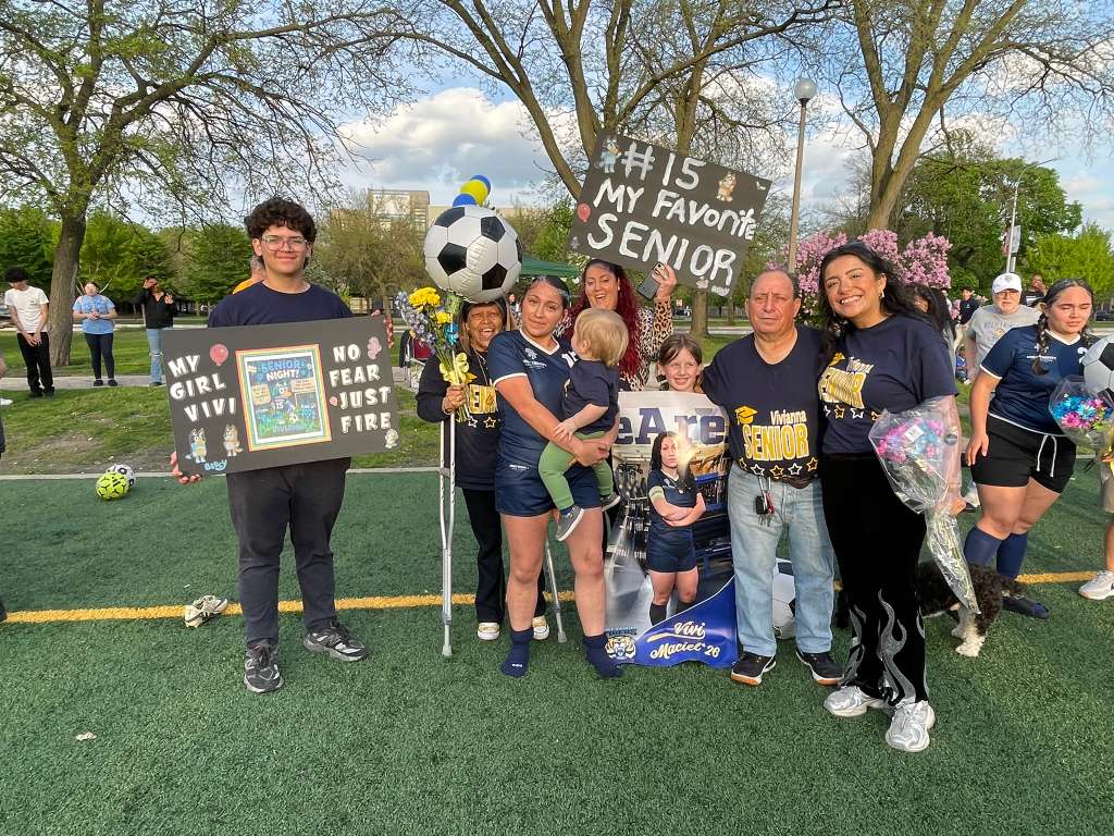 HolyTrinityAD's tweet photo. Girls' Soccer Senior Night was awesome. Congrats to Vivi, Abby, Fatima, Isa, and Yazleen! Special thanks to the coaches, players, parents, families, friends and fans for all the support in making it happen! Freshman Natasha scored the lone goal for HT. Go Tigers!! @HolyTrinityChi https://t.co/HABfJZHZ59