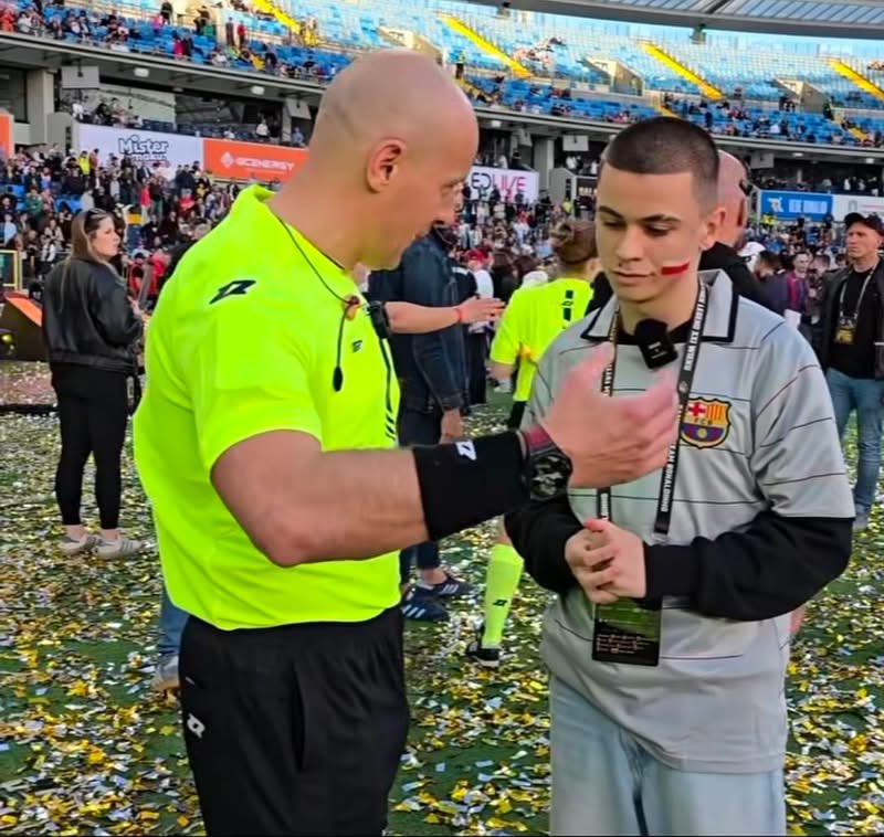 FR Barça 🇫🇷 tweet media