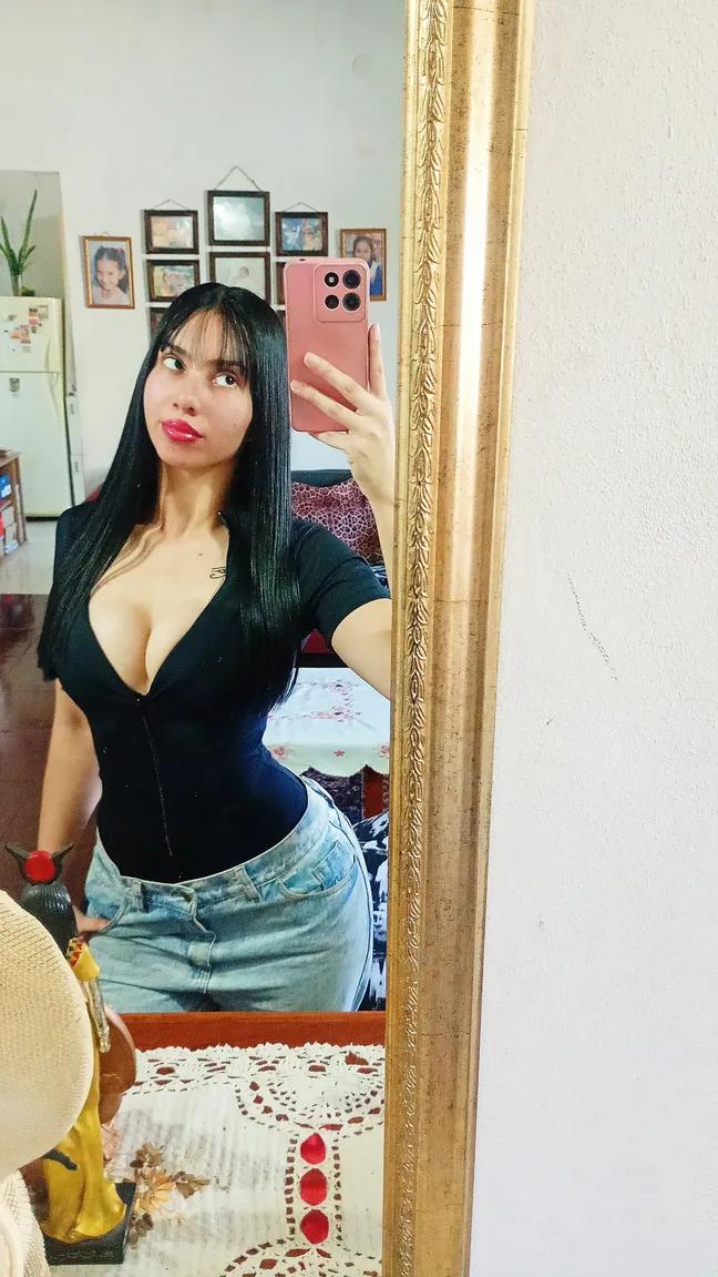 FLAQUITA CANDENTE🔥 tweet media