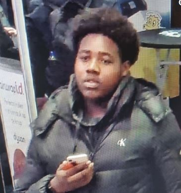 J41963735's tweet image. #Retweet (Maak m beroemd)
Pinfrauder Eindhoven
Herkenning ?
politie.nl/gezocht/opspor…
#NieuwsInPerspectief