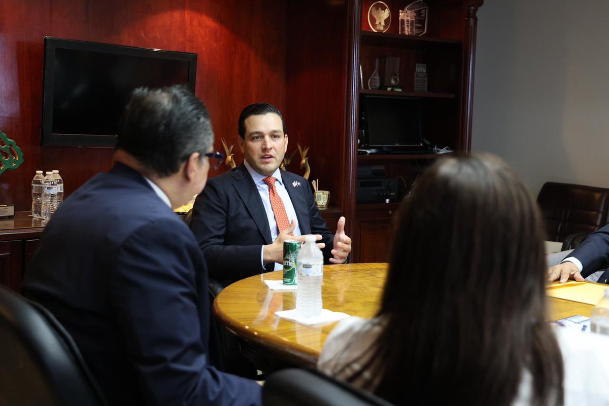 Embajador Kevin Marino Cabrera tweet media