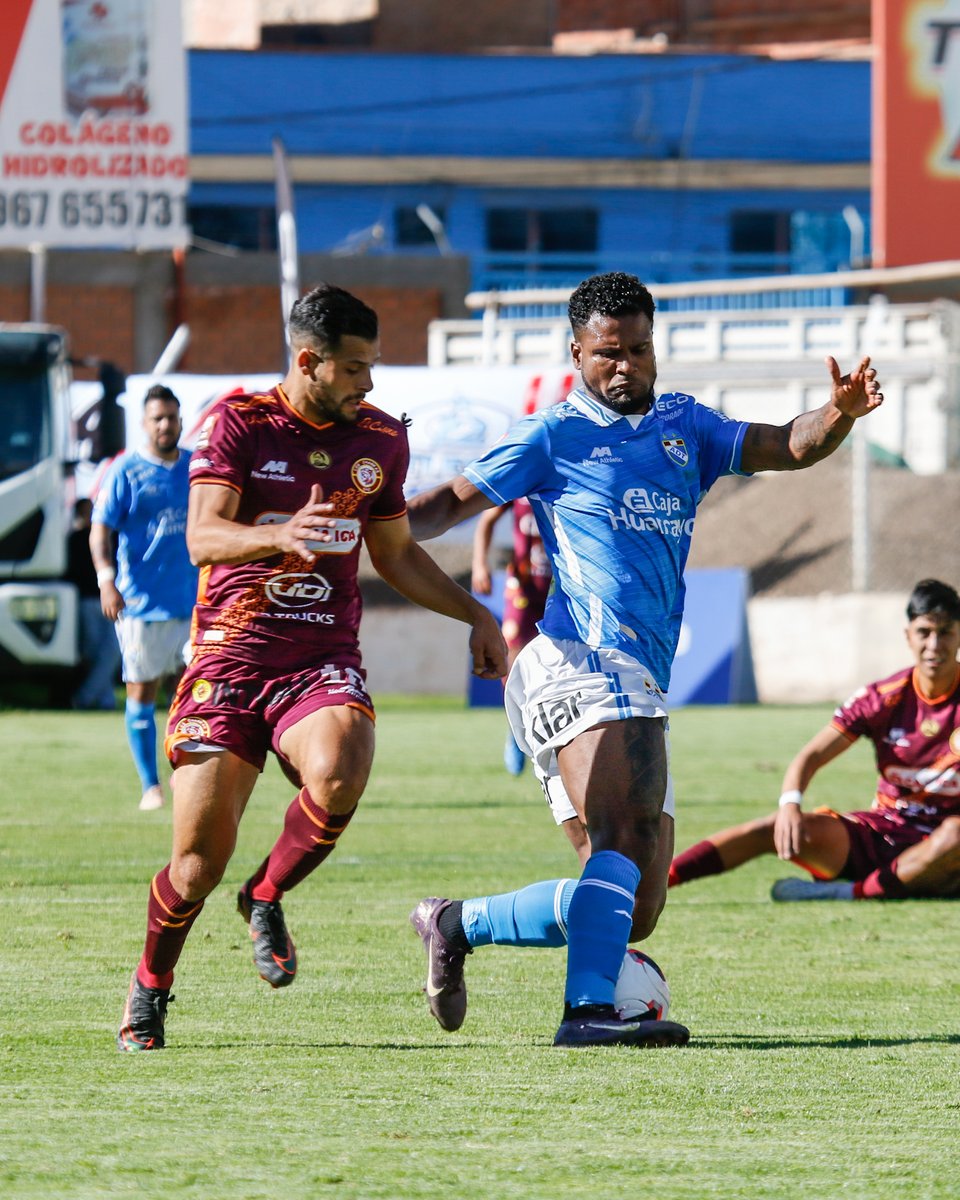 Liga1TeApuesto's tweet image. ¡Descanso en Tarma! ⚔️

Finaliza la primera mitad del encuentro. ADT y Los Chankas igualan sin goles hasta el momento. 🔥

📸 ITEA Sport

#Liga1TeApuesto
#ElADNdelHincha