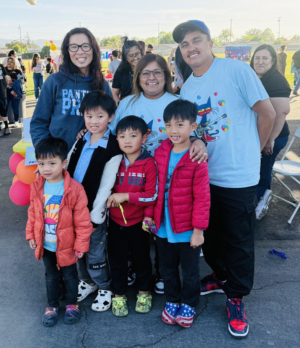 MercedWCUSD's tweet photo. Merced PTA, Staff and Families support Wescove's Autism Inclusion Fair! https://t.co/ISZ46VYt0b