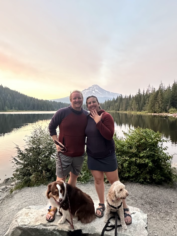 ali_cable4's tweet photo. I got engaged last summer to my fiancé, Zack! 💍(The actual proposal happened in the middle of the lake ... on a paddle board) https://t.co/vKgJBY6mmN