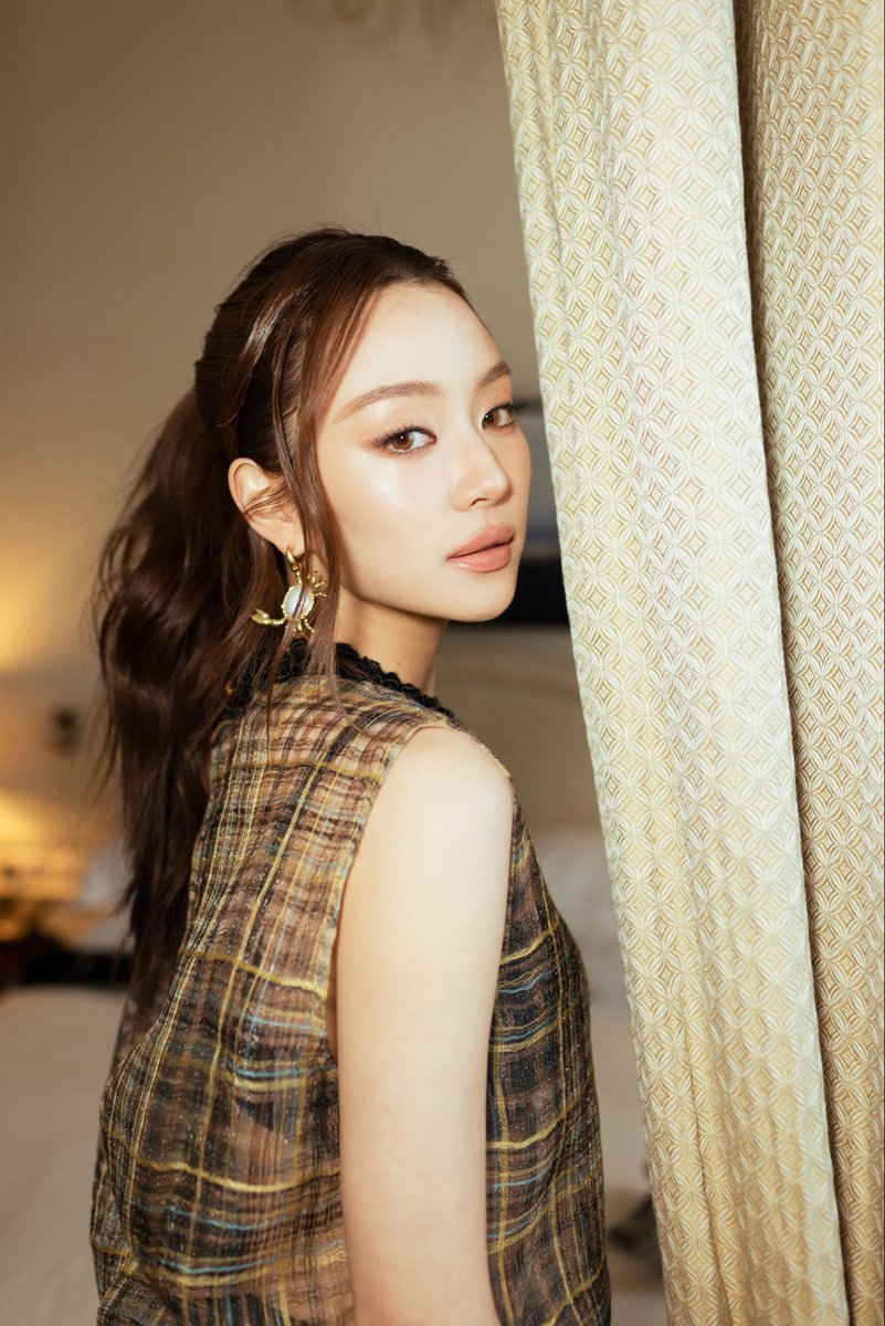 THE STANDARD POP tweet media