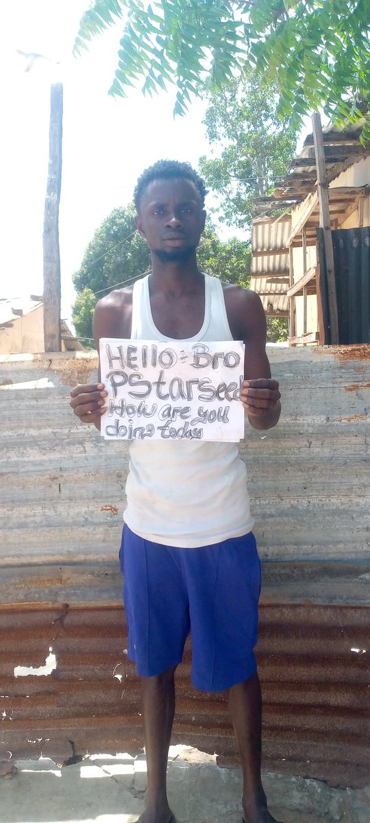 Ismaila73401178's tweet photo. @StonerGrows @UptownGrowLab @Zito049 @PStarseed420 Hello my dear friends may lord be with you all there and as u see the is my siblings and I have lost my mom and my dad I am leaving with you siblings and we need a support please try and see how bist you can support us please 🙏🏾@pstasreed https://t.co/J4rSJThdph