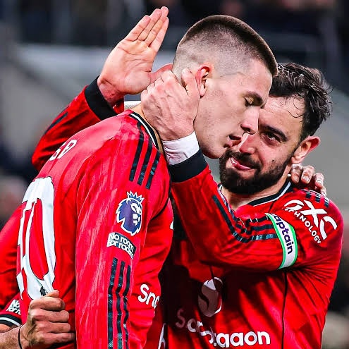 Man United Fan Club tweet media