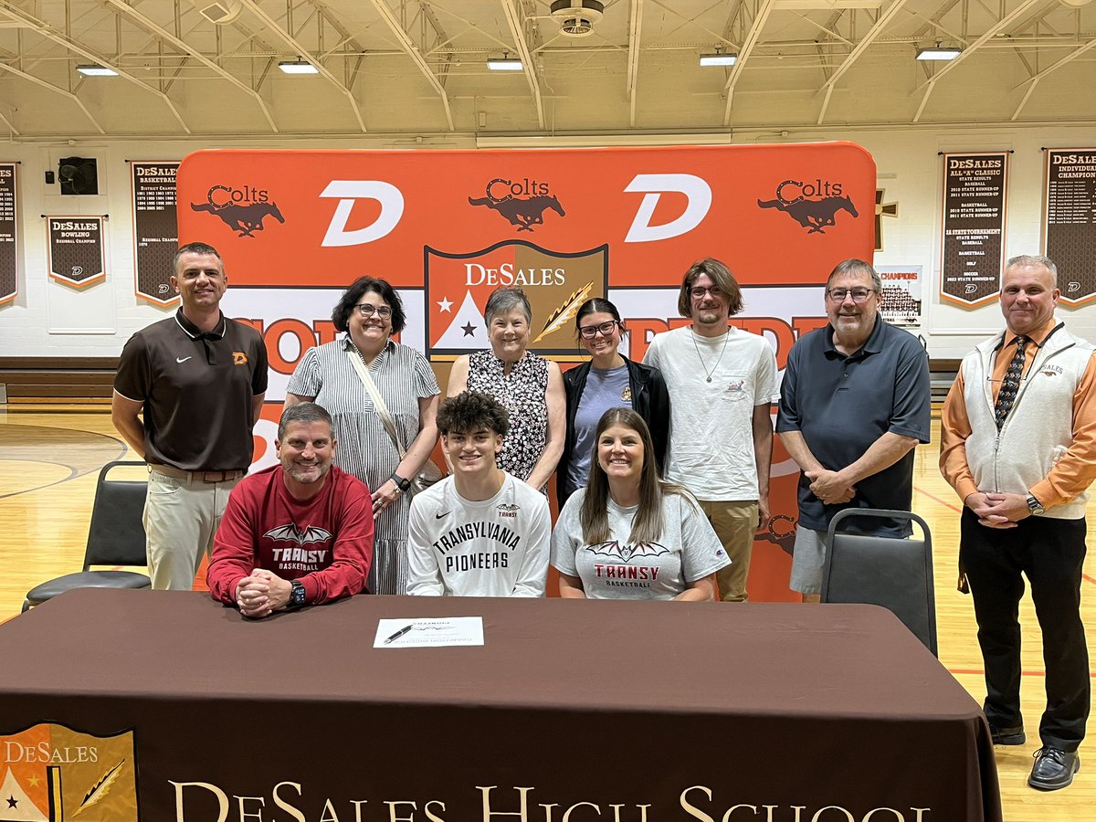 DeSalesDCP's tweet photo. Congratulations to Lucas Oliverio (Thomas More University-Wrestling) and Cam Bischoff (Transylvania University - Basketball) on their college signing! #ColtPride https://t.co/PoLNCRlFFM