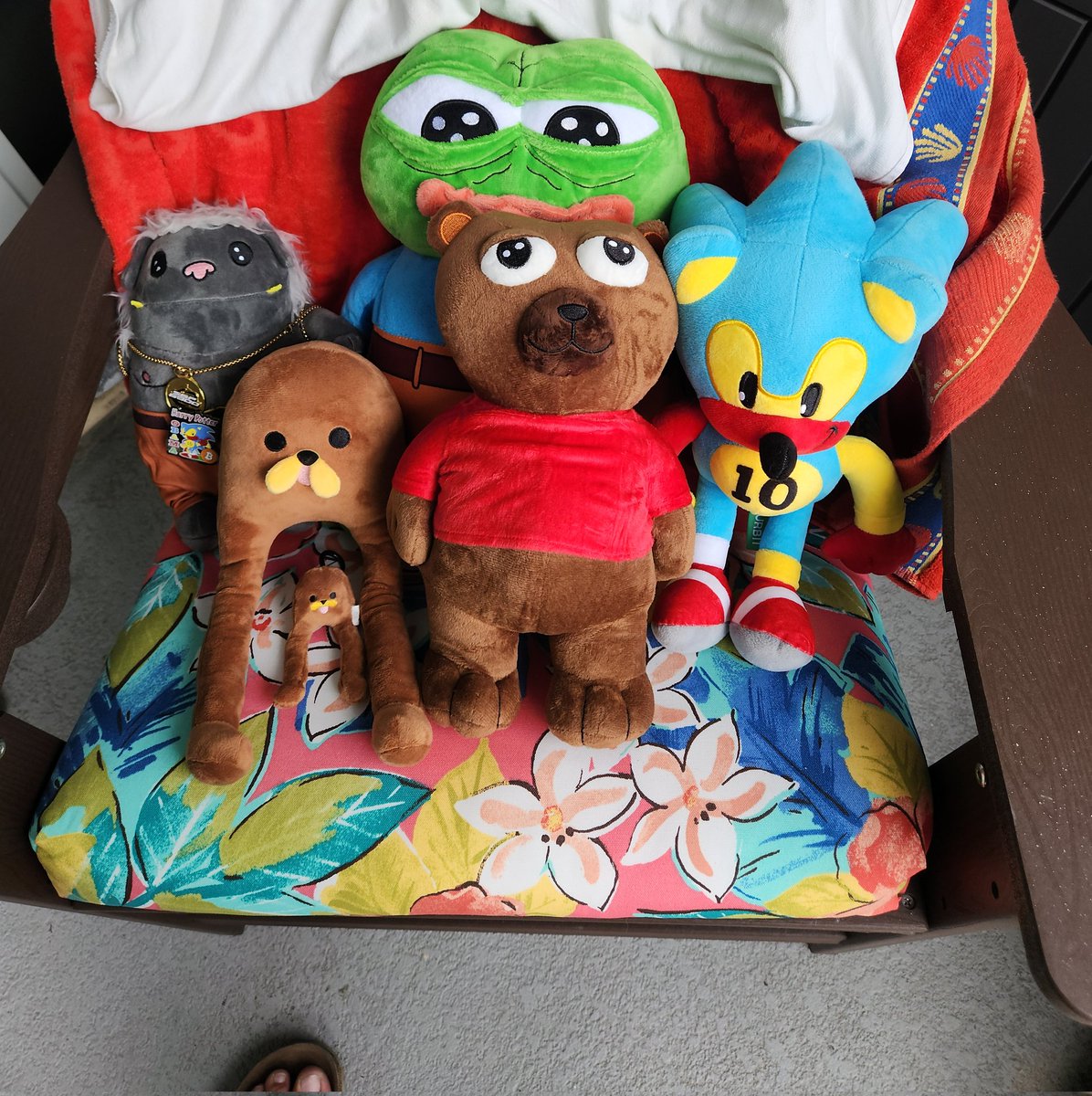 Thanx <a href="/rekt_tekashi/">rekt</a>  
Newest addition to me memecoin plushie collection
BOBO the bear, and good luck with ur migration and all that.

Also pictured is
GONDOLA
APU
HARRYPOTTEROBAMASONIC10INU 
and 
HOBA (the greatest honeybadger themed token ever of all time ever)