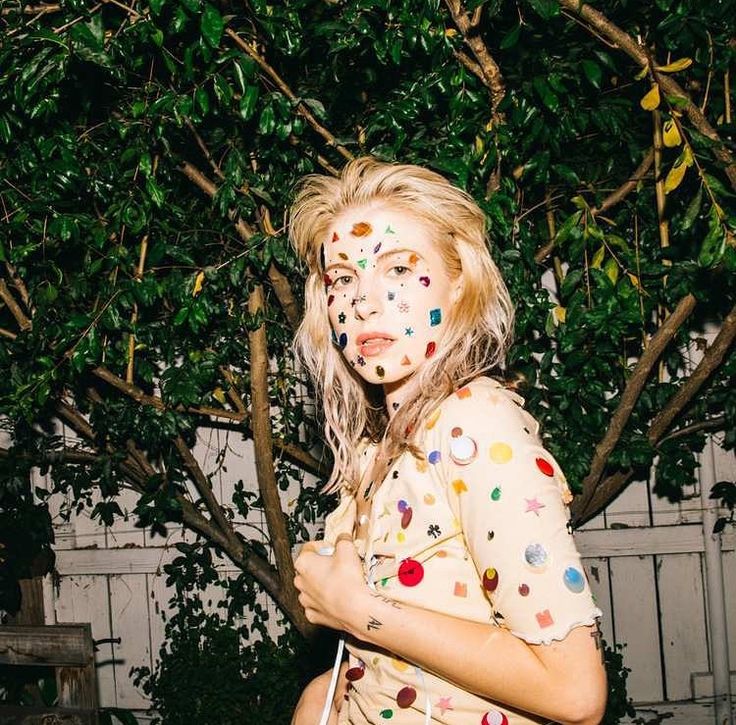 Por si acaso, yo ya tenía mi ofni para ver a Hayley 👀