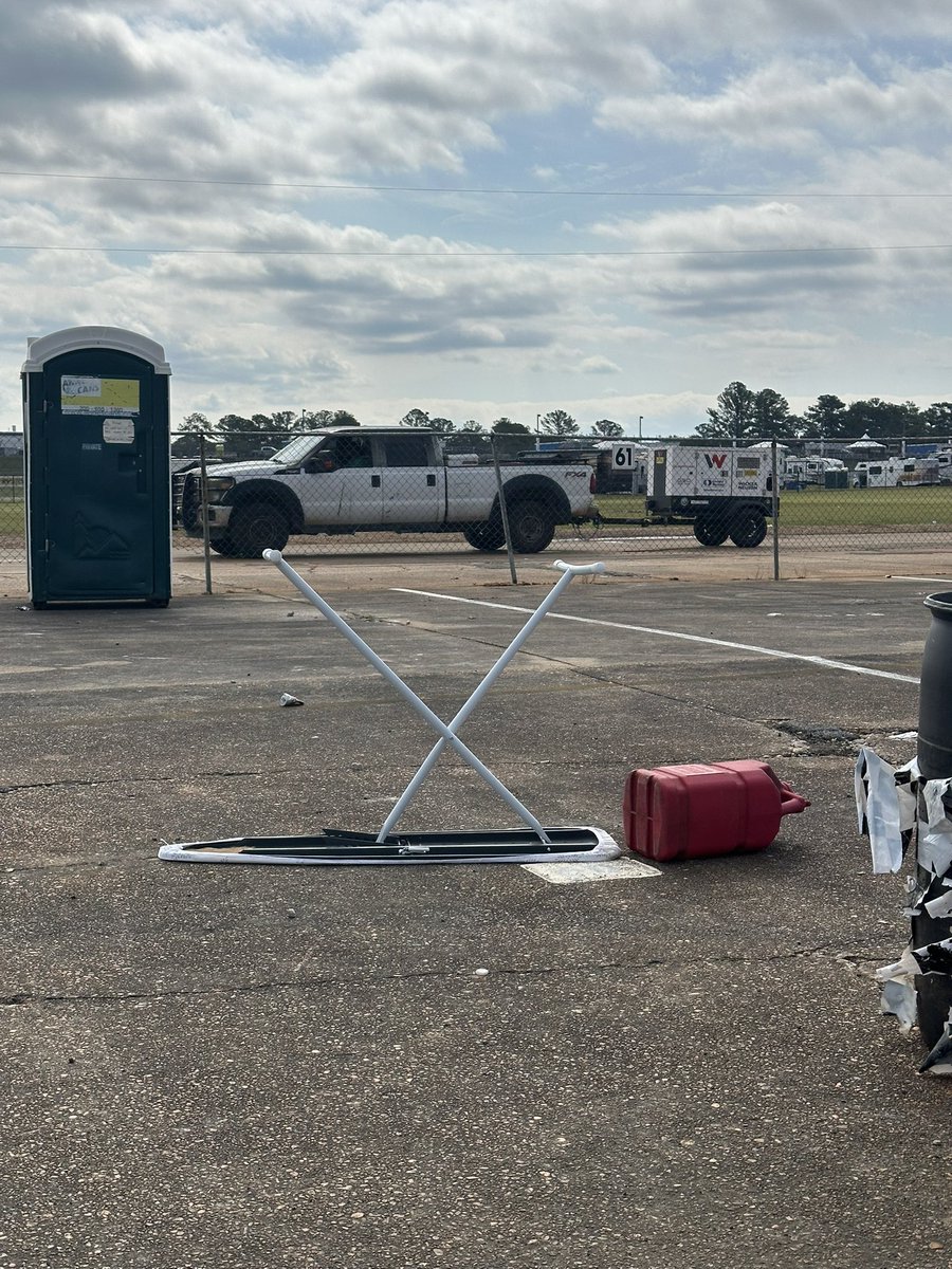 Talladega Superspeedway tweet media