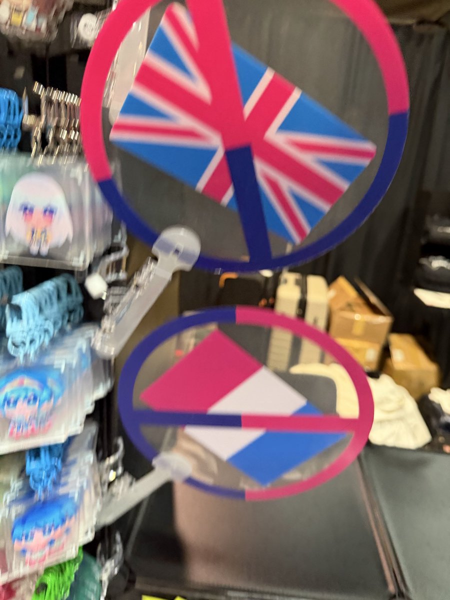 Sepia/Anthony tweet media