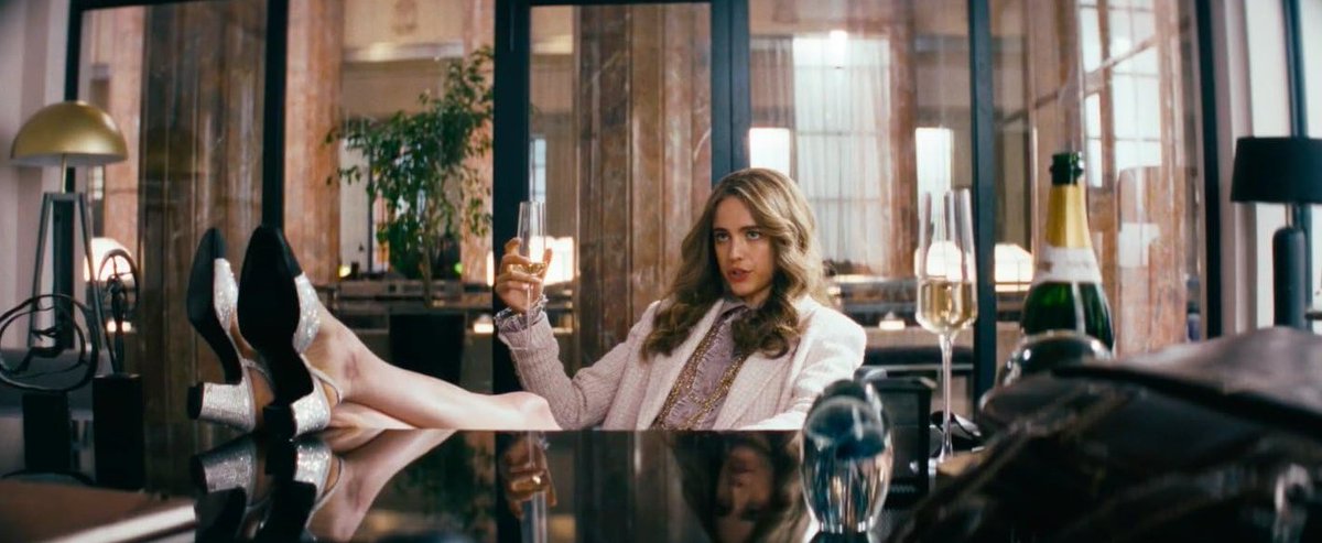 OneMovieToday's tweet image. #МисливецьЗаСпадком
"...бо я вже знав, що вбивати можна безкарно, ще й отримувати винагороду..."

#HowToMakeAKilling #Huntington #GlenPowell #ZachWoods #EdHarris #MargaretQualley