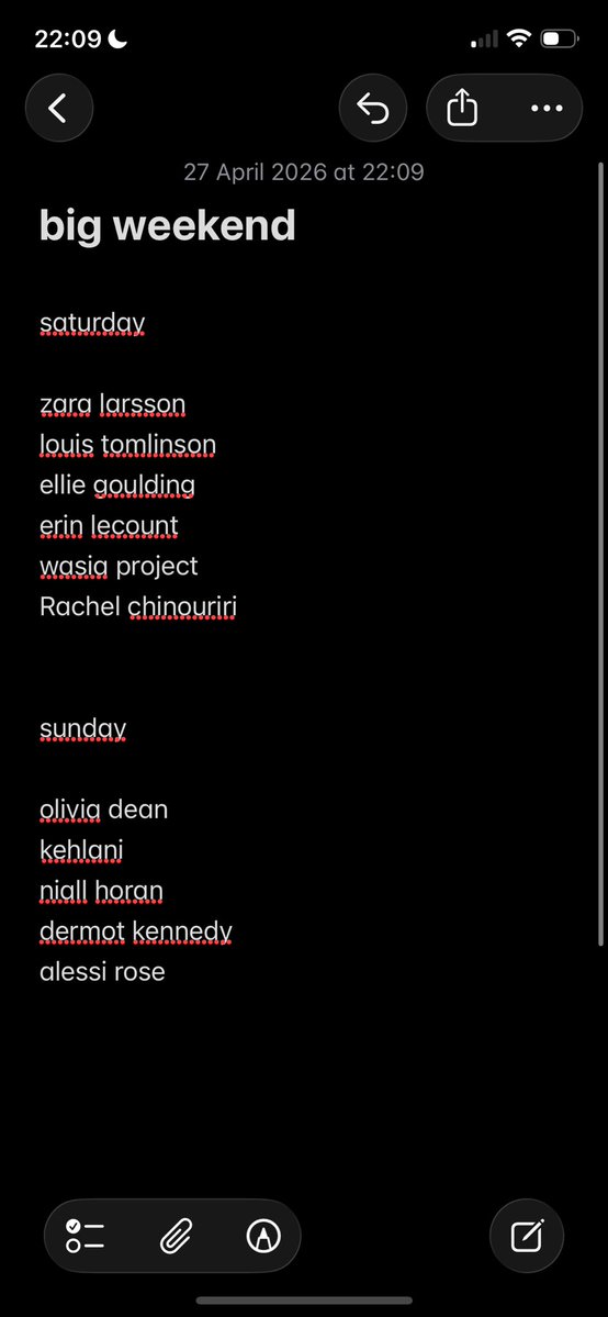 sarah 🐾 tweet media