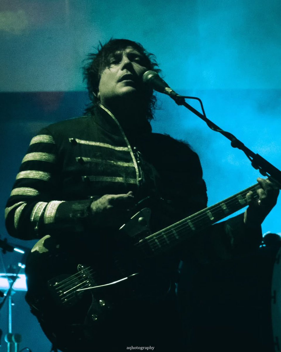 daily long live the black parade tweet media