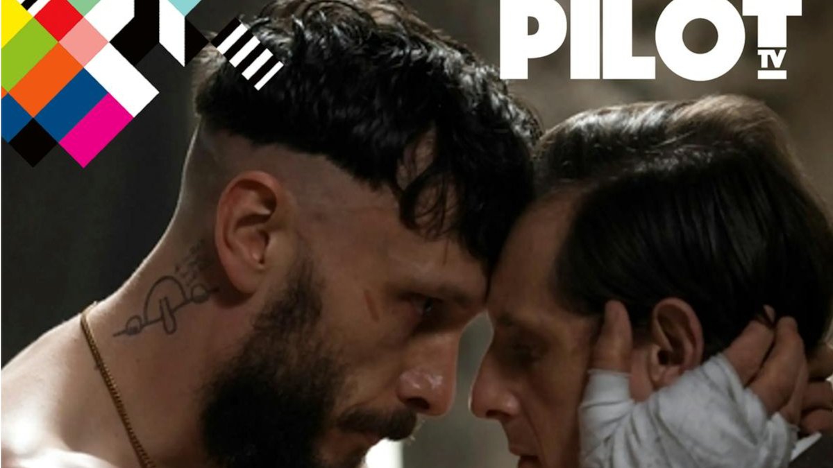 PilotTVPod's tweet photo. On this week's #PilotTVPodcast we're talking all things Half Man with creator and star Richard Gadd. Plus! News! Widow's Bay and Prisoner reviews! Cringe celebrity encounter listener Qs! And more!

Watch — or listen — here: https://t.co/KfLg4AuGRH https://t.co/iadxbyyH0j