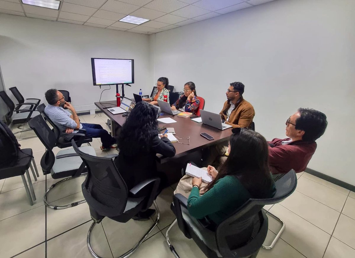 SecFPublicaCund's tweet photo. En la @CundinamarcaGob seguimos fortaleciendo el Sistema de Gerencia Integral de Riesgos #SIGCUN
Con Inclusión y Bienestar Generacional identificamos riesgos, revisamos controles y ajustamos el mapa integral, alineados con Guía DAFP v7 y #MIPG.
¡Gestión pública que se anticipa! https://t.co/Zd2fE6OW3c