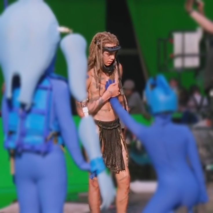 🍉🦖flora is in hugh york city tweet media