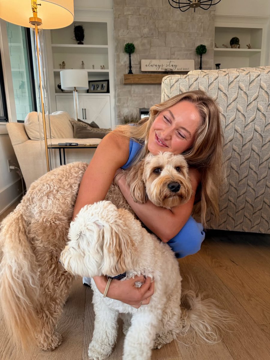 chendo230's tweet image. EVERYTHING HALLELUJAH 🥹
•
• 
• 
#life #family #love #happy