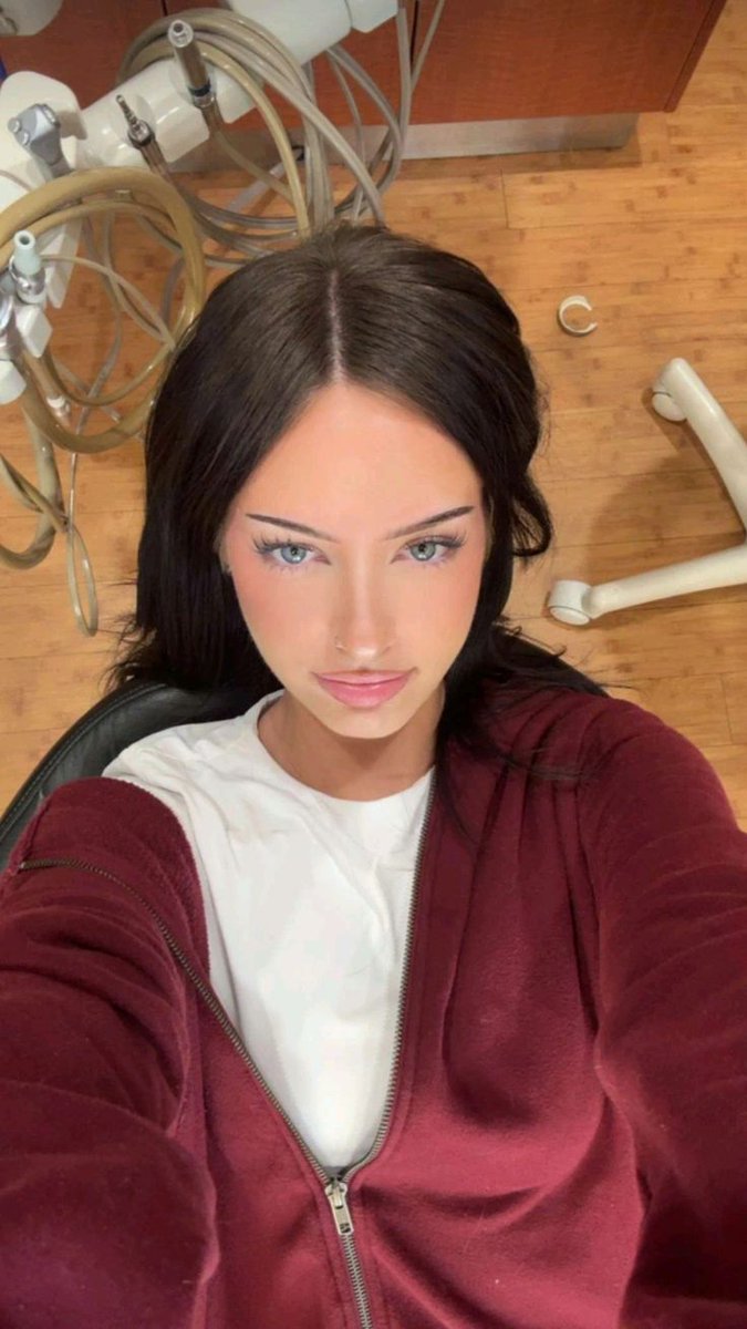 𝖪𝖺𝗍𝗁𝖾𝗋𝗂𝗇𝖾 𝘪𝘴 𝘋𝘪𝘢𝘯𝘢 𝘗𝘳𝘪𝘯𝘤𝘦ᵃˡᵗ tweet media