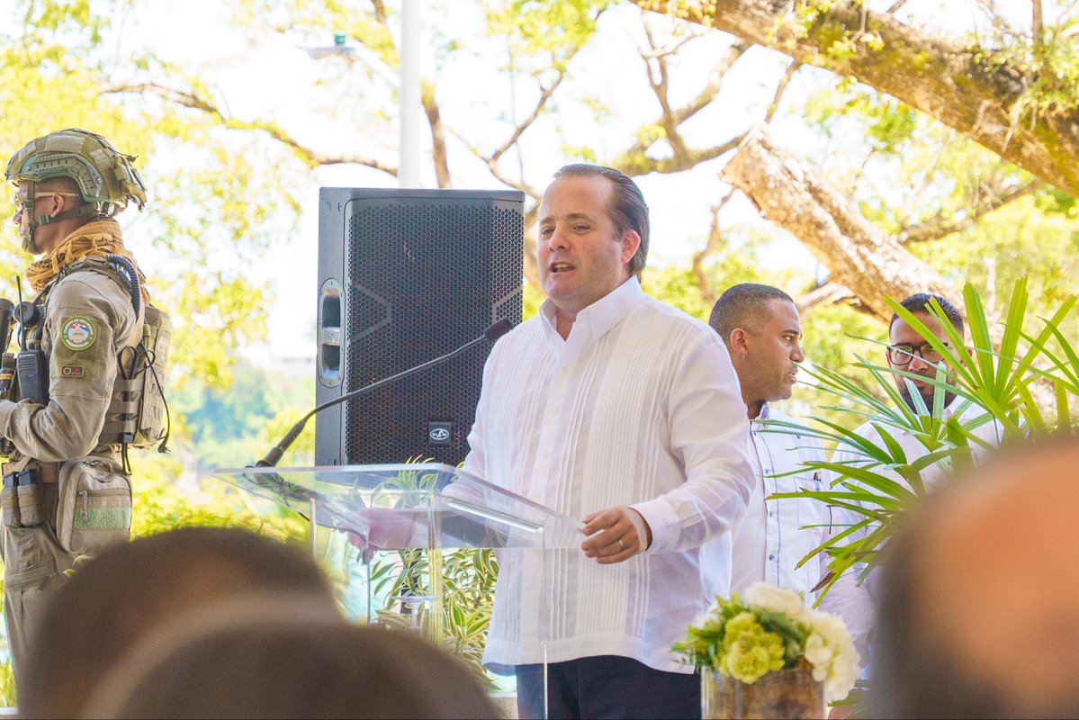 Ministerio de Turismo RD tweet media