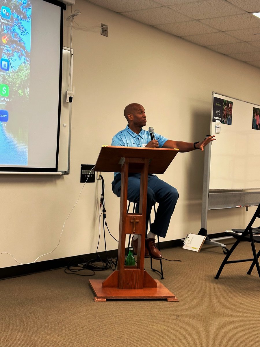 FosterCoBhm's tweet image. 🎤📚Spring Training Conference Recap📚🎤

Foster Coalition is so thankful to all of those who attended or spoke at our conference. We cannot do our jobs without unity, celebration, and support for one another and this conference.

#event #traumainformed #fostercare #conference